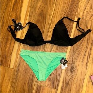 California waves Black and green shimmery glitter Bikini Set nwt size medium
